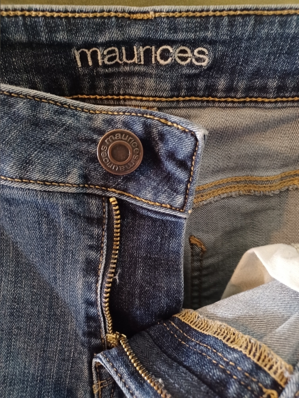 Maurices Mid Rise Bermuda Length Blue Denim Jean Shorts - Picture 5 of 6